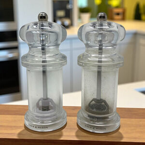 Cole and Mason England Salt and Pepper Grinder Set Clear Acrylic Lucite